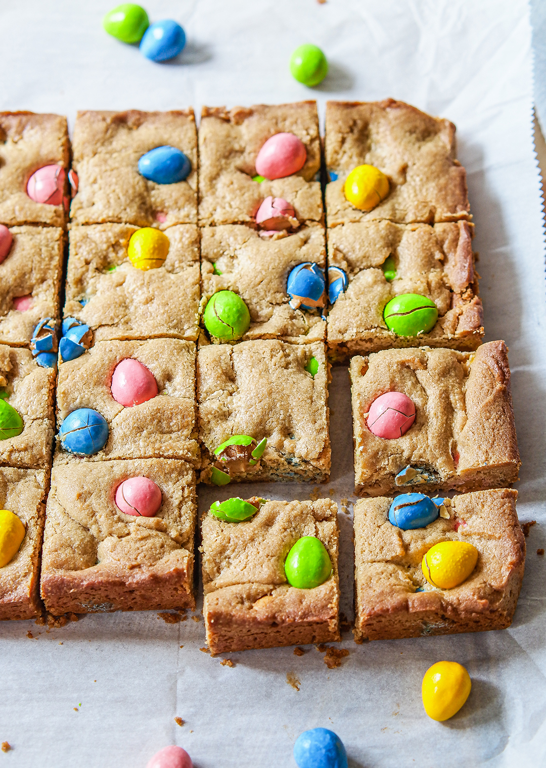 Easter Peanut Butter Cookie Bars - Candy Jar Chronicles